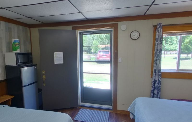 Sunset Valley Resort - From Web Listing (newer photo)